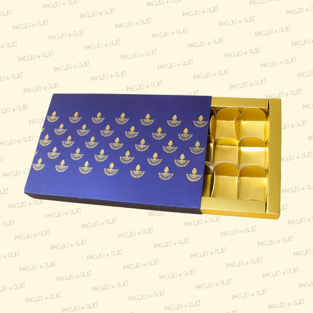 18 Cavity Chocolate Box (10.5x7.5x1 Inches)