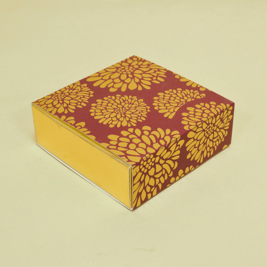 4 Cavity Flower Foil Chocolate Box (4.5x4.5x1.5 Inches)