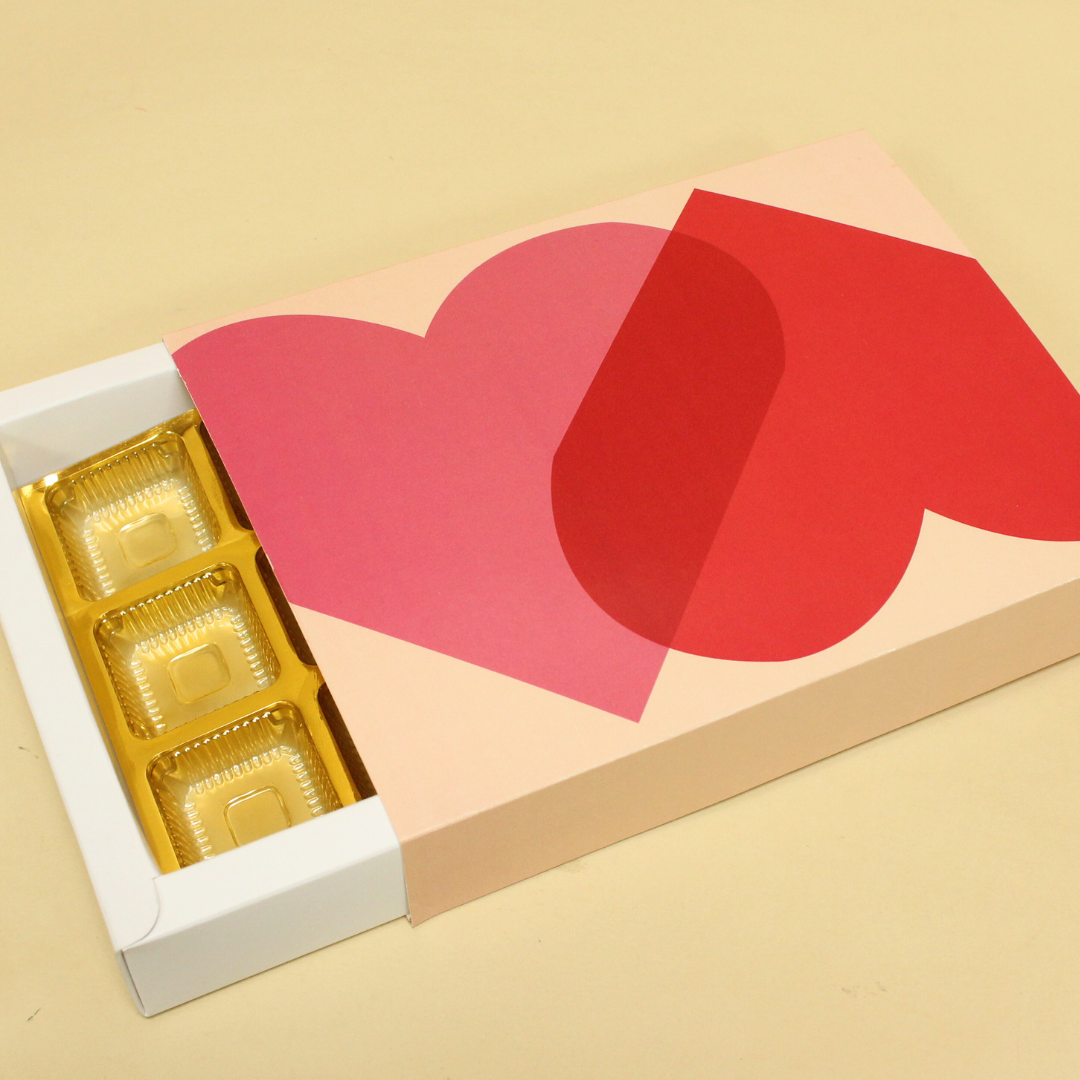 Valentine's 12 Cavity Chocolate Box (8.5x6.5x1.5 Inches)