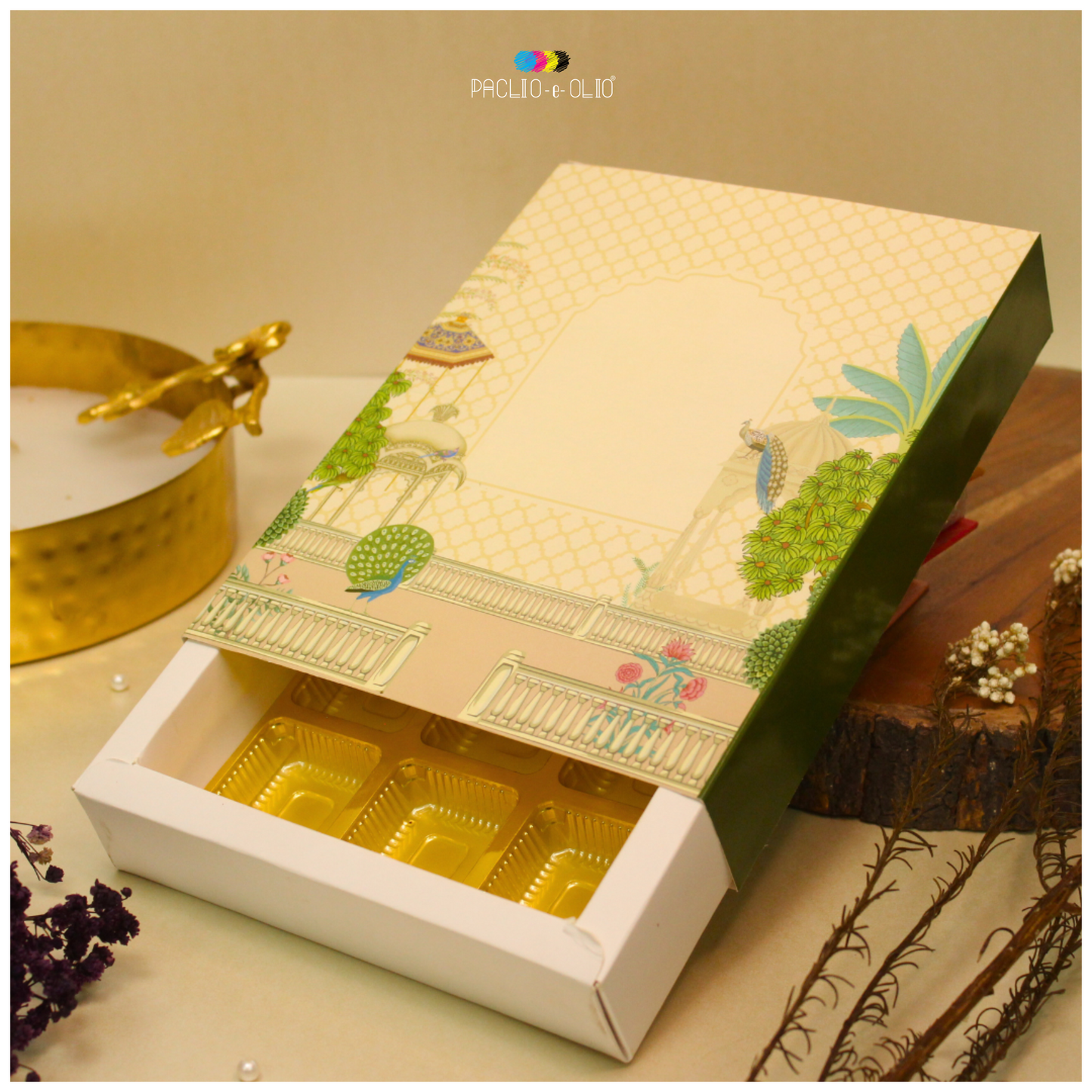 12 Cavity Chocolate Box (8.5x6.5x1.5 Inches)