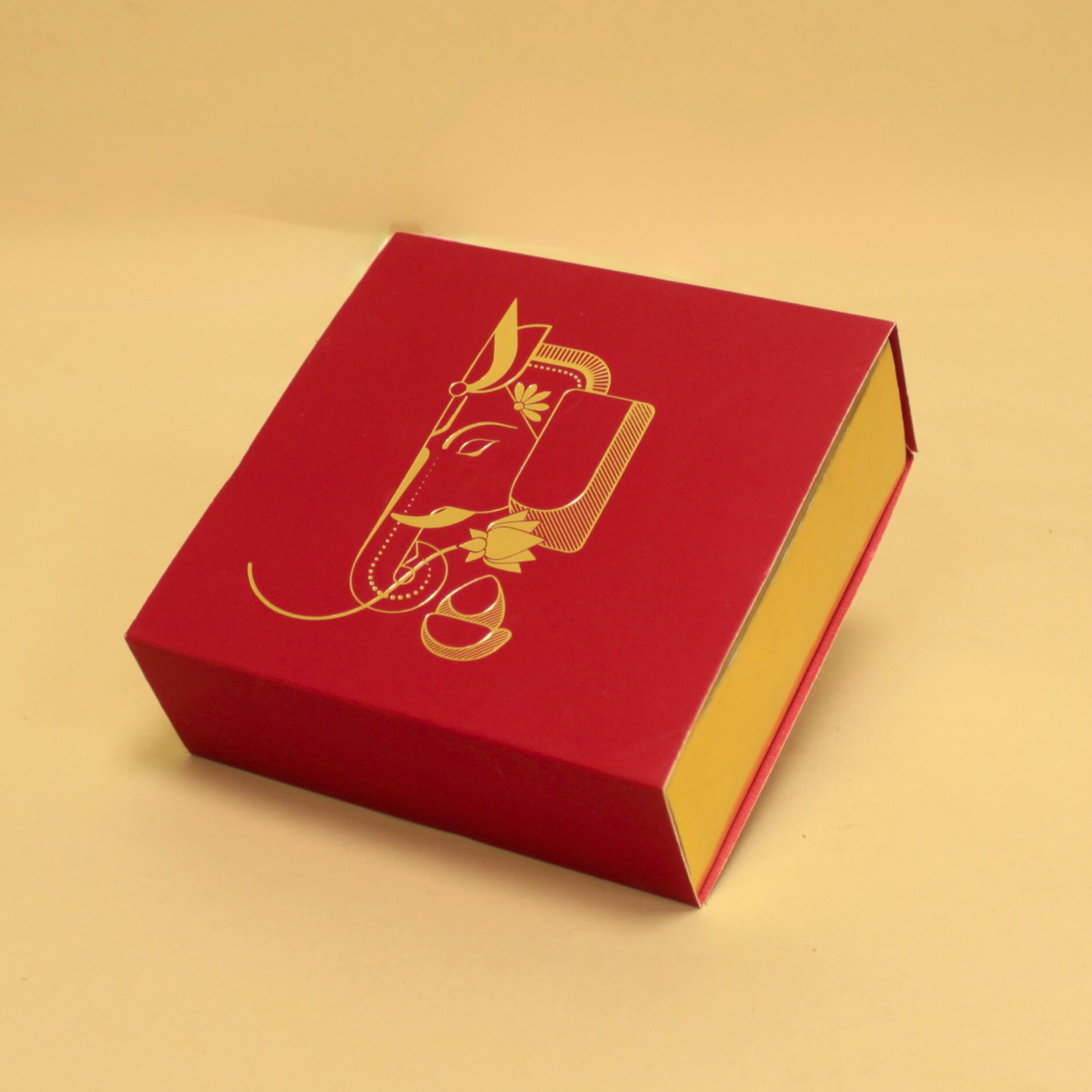 4 Cavity Dia Foil Chocolate Box (4.5x4.5x1.5 Inches)| Ganesh Chaturthi