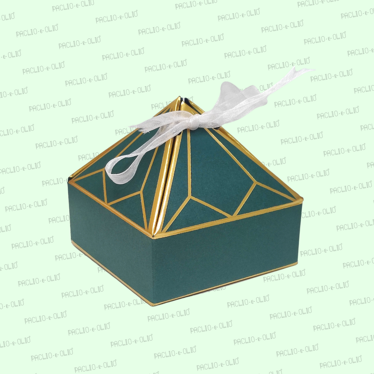 4 Pcs Christmas Chocolate Pyramid Box (3.2x3.2x1.2 INCHES)