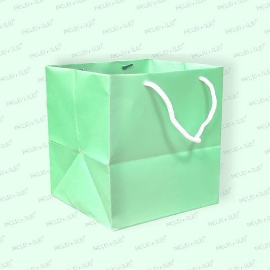 Paper Bags (7.5x7x6.5 Inches)