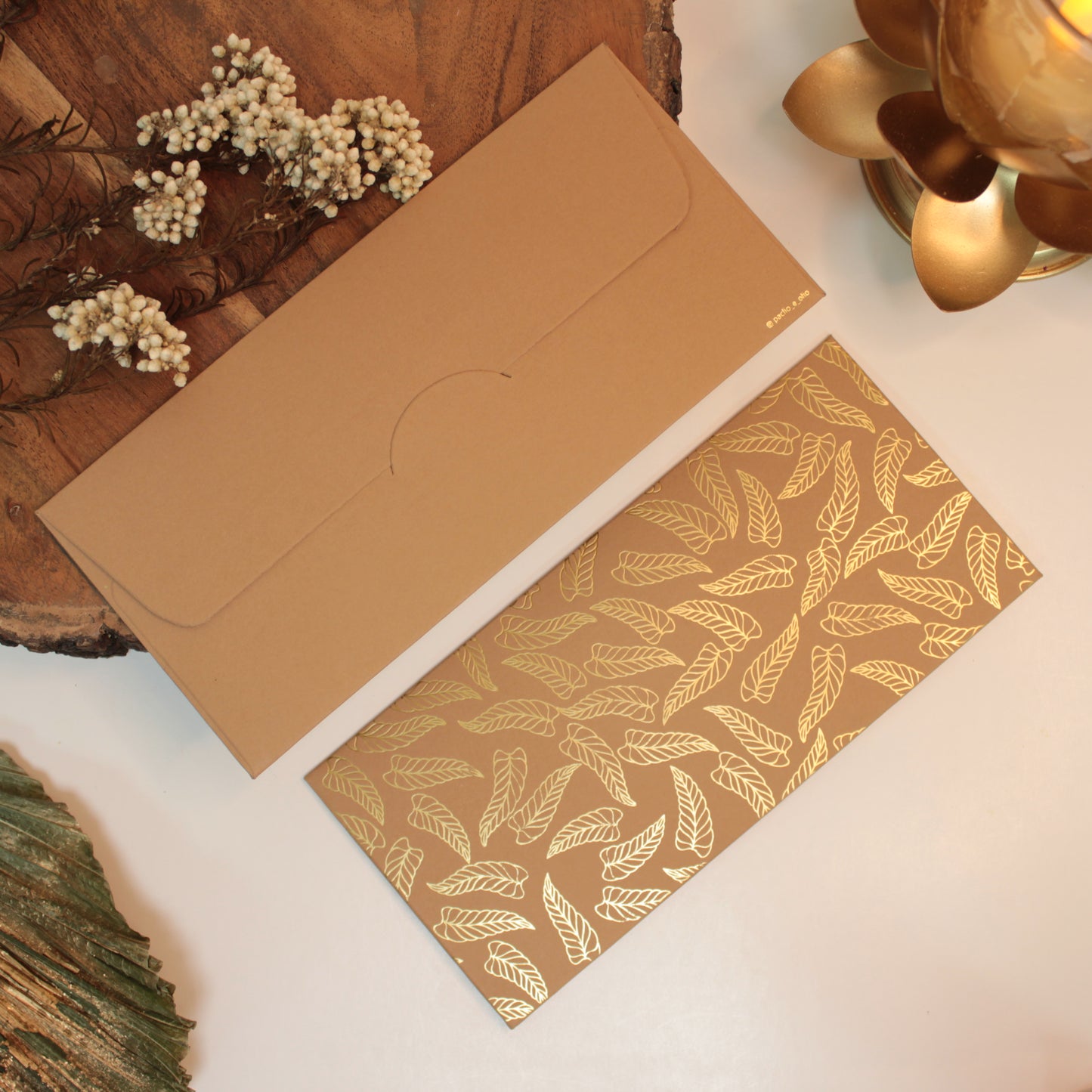 Leaf Pattern Foil Envelope (7.5X3.5 Inches)