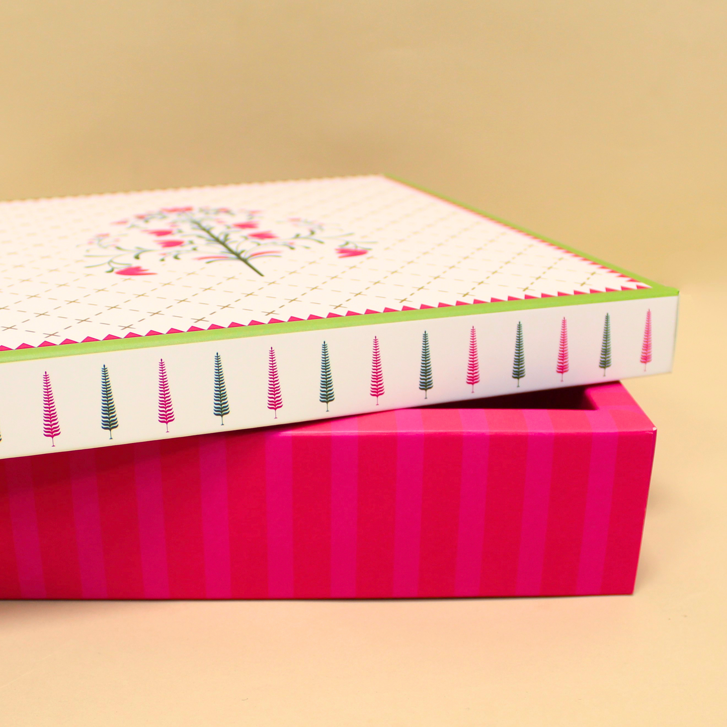 Top Bottom Hamper Box | 9x9x2 Inches