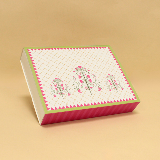 12 Cavity Chocolate Box | 8.5x6.5x1.5 Inches