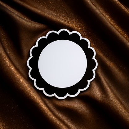 Scallop Round Tags | 2.5x2.5 Inches | Pack Of 25 Pieces