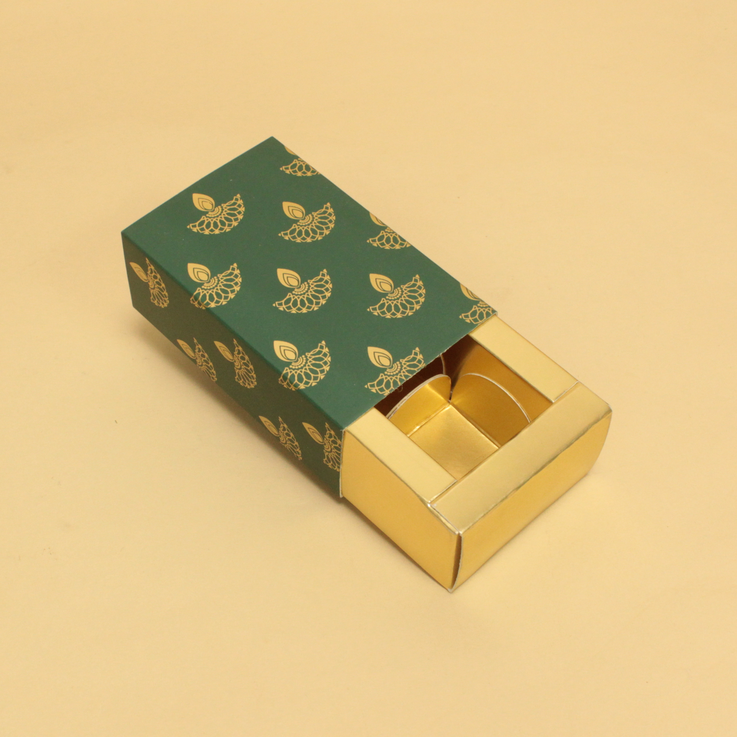 2 Cavity Dia Foil Chocolate Box (4.5x2.5x1.5 Inches)
