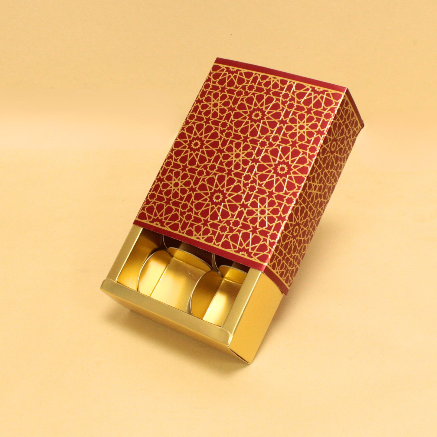 6 Cavity Chocolate Box (5.5x4x2 Inches)