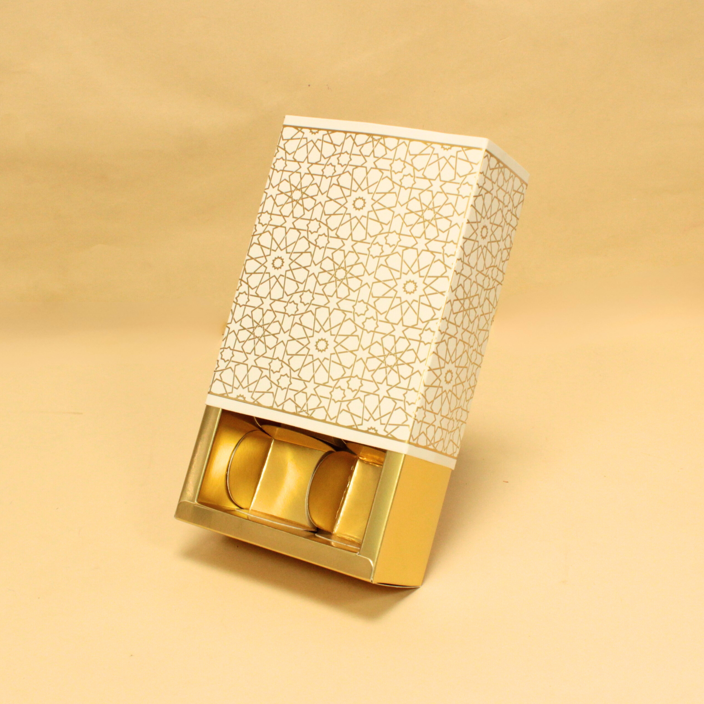 6 Cavity Chocolate Box (5.5x4x2 Inches)