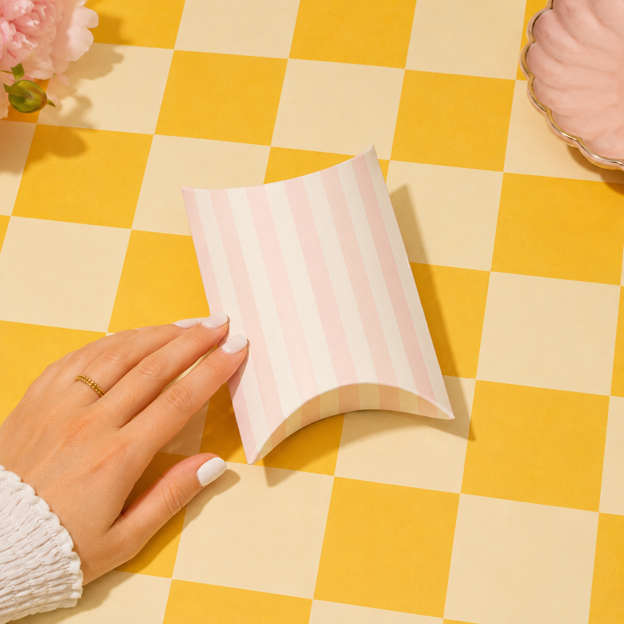 Stripes Pillow Box | 4.3x4.3x1.7 Inches