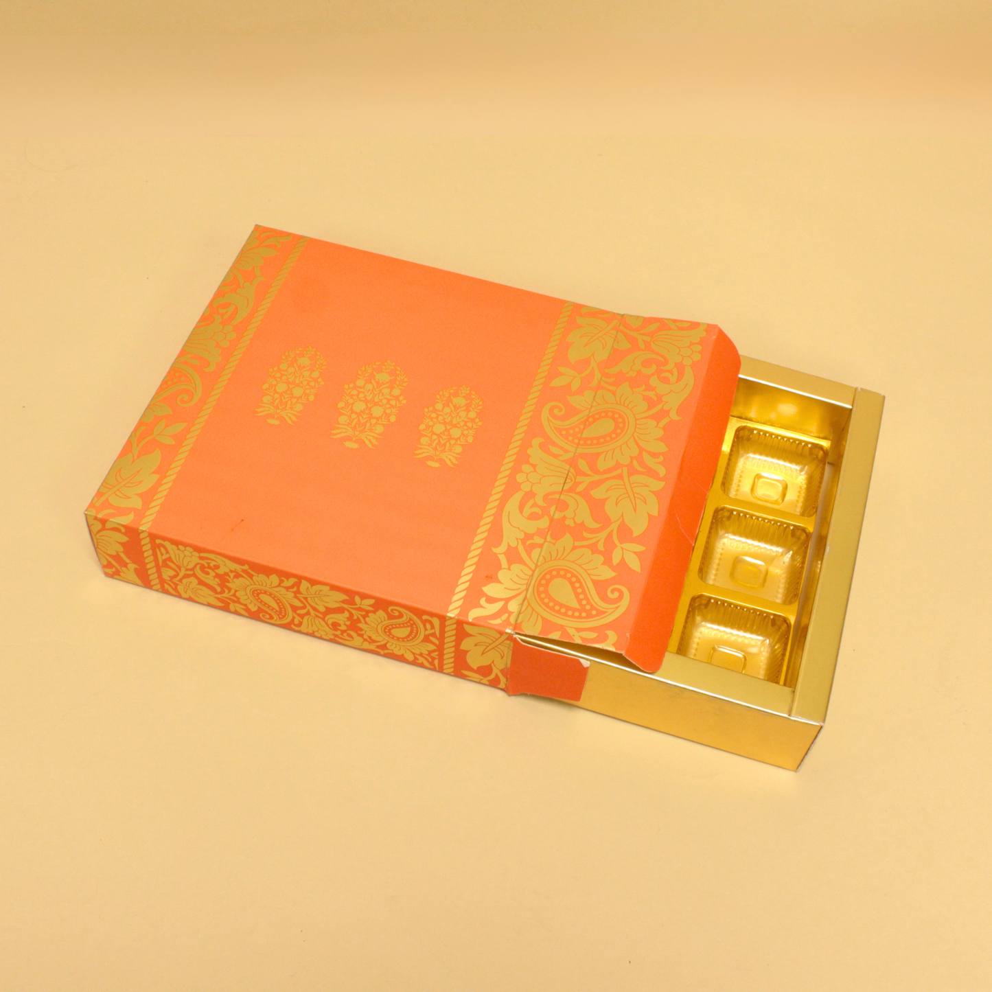 9 Cavity Chocolate Box (6.5x6.5x1.5 Inches)